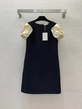 Зимата женствена рокля 2023 година, ново висококачествено рокля с цветен модел, модерни контрастни цветове, Дизайн на страничните джобове, Пряко рокля