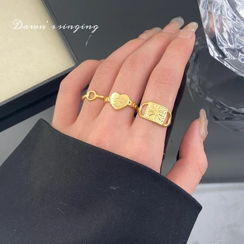 Корейската проста надпис във формата на сърце, кухи Кръгли пръстени за костюм за жени, Елегантен и Очарователен Златен пръстен на пръста си, изискани подаръци за момичета, бижута
