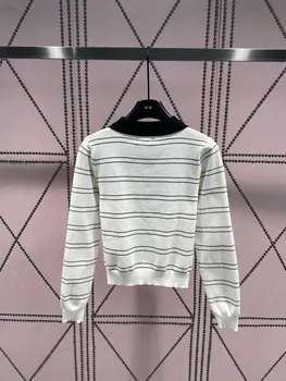 Предосенний нов черно-бял универсален пуловер, поло с контрастиращи поставяне на 2023 г.